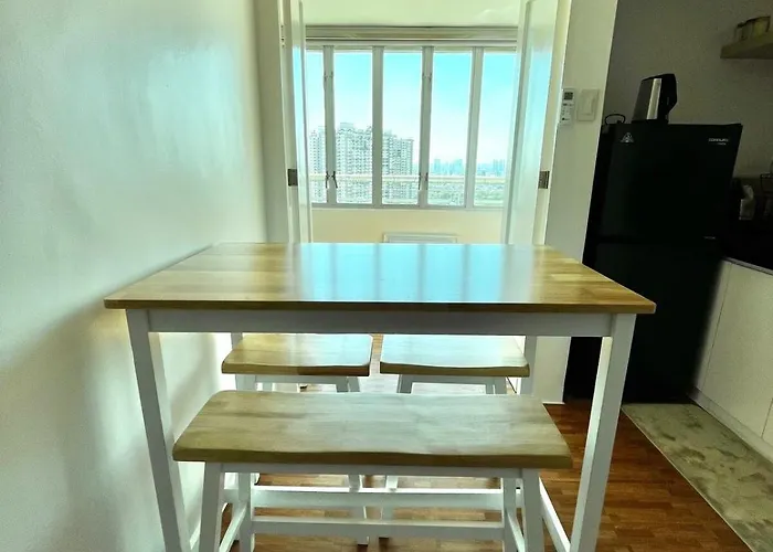 Loft In Boni - Work Friendly - Cityview - Up To 8pax